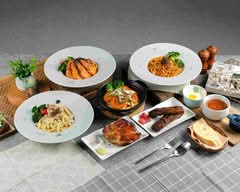 湖水綠 LakeGreen Pasta.