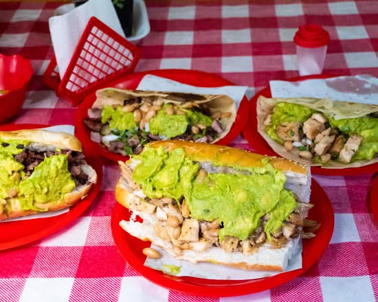 Tacos Los Arrieros  Radical 184 Gastro Park (Tijuana)