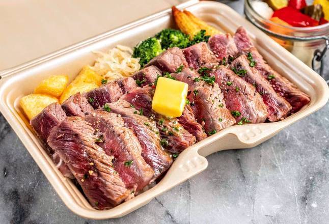 ステーキオーバーライス　レモン＆バタ�ーソース 300g Steak over rice with lemon and butter sauce 300g