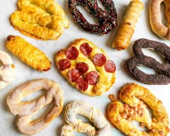 Pretzel World Highpoint