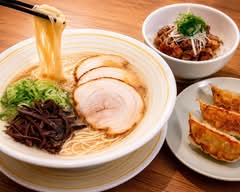 ラーメン11号 宜野湾本店