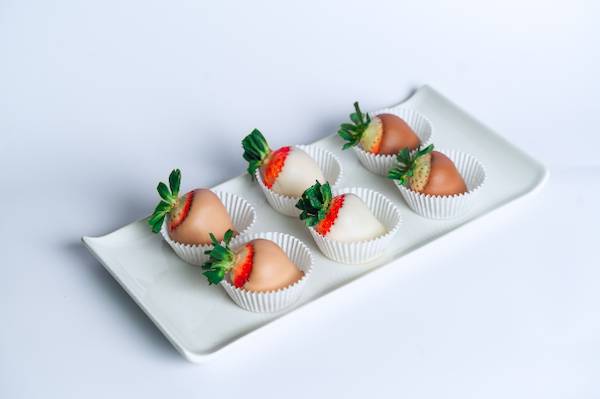 Assorted Strawberries(6)