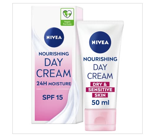 Nivea Nourishing Day Cream (50ml)