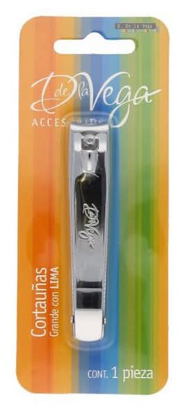 D de la Vega · Cortaúñas con lima, G