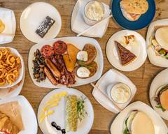 Mugs and Muffins Cafe