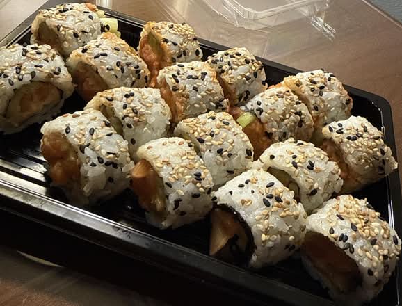Momi Sushi photo 2
