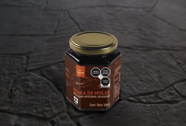 Mole Negro Tierra de Moles