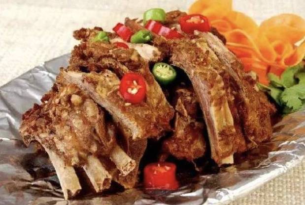 Signature salt and pepper lamb ribs 椒盐羊排