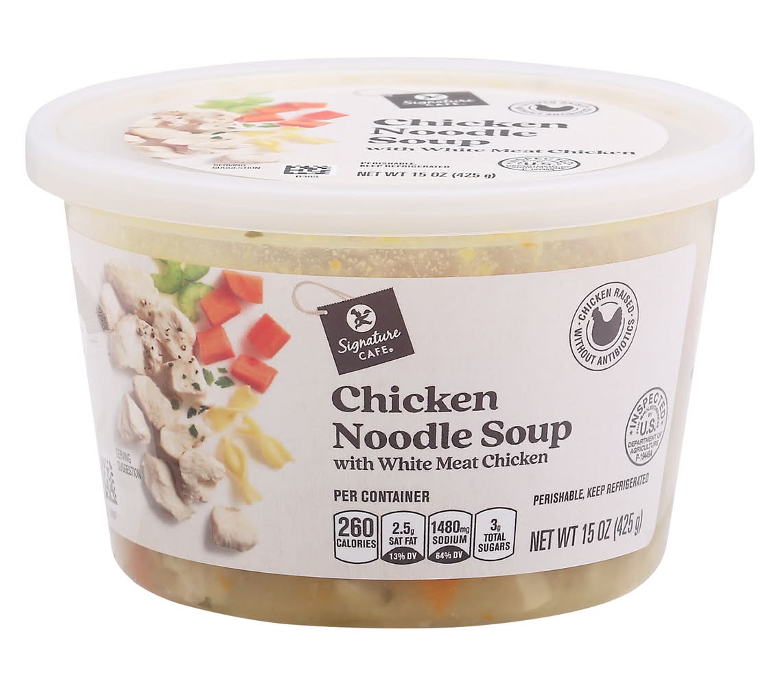 Signature Cafe Chicken Noodle Soup (15 oz)