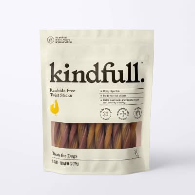 Kindfull Rawhide-Free Chicken Twist Stick Dog Treats (9.6 oz, 15 ct)
