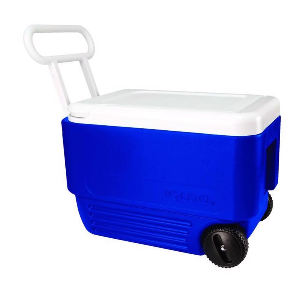 Igloo Wheelie Cool Blue 38 Qt Roller Cooler