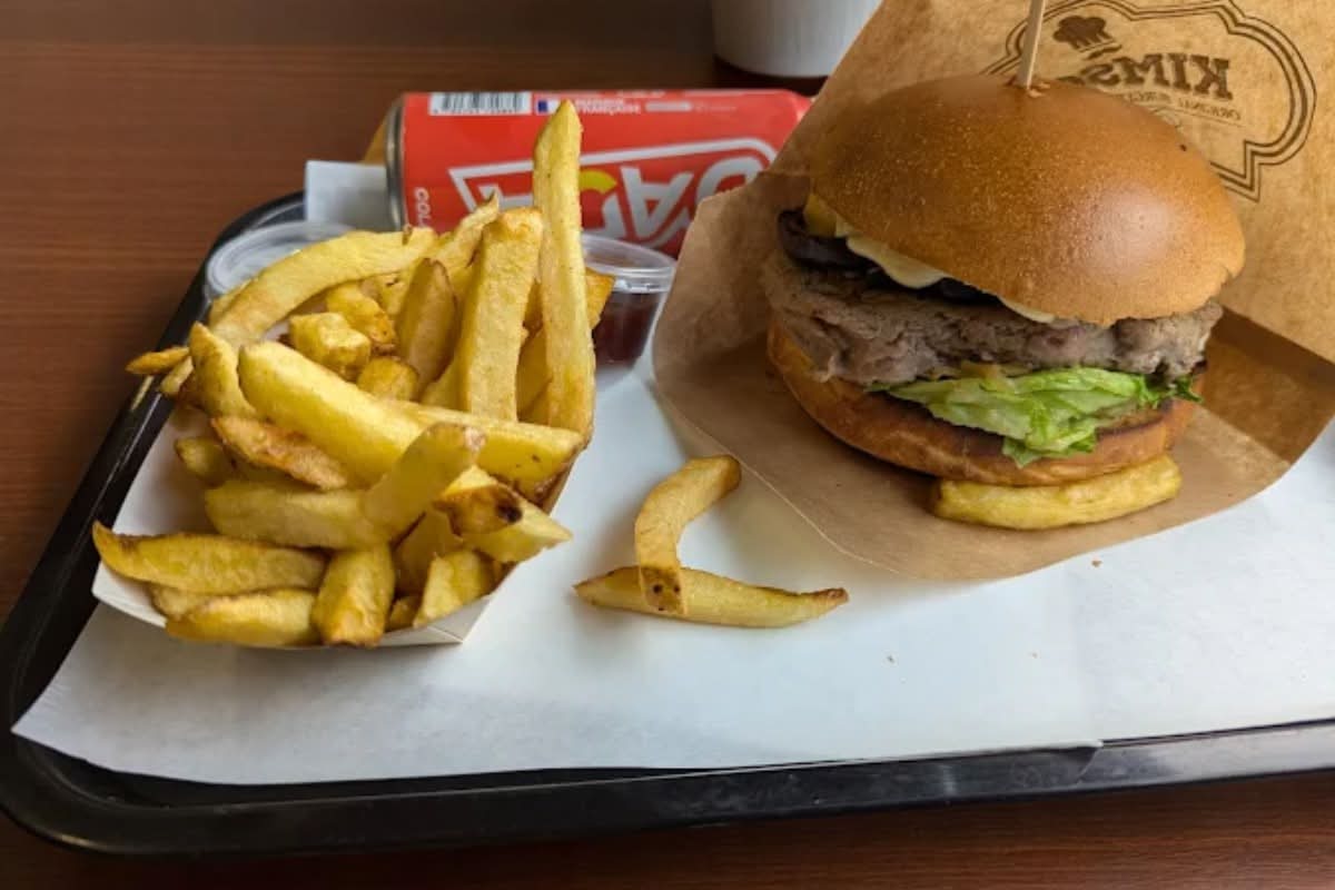 🍔  🍟  Cheese burger
