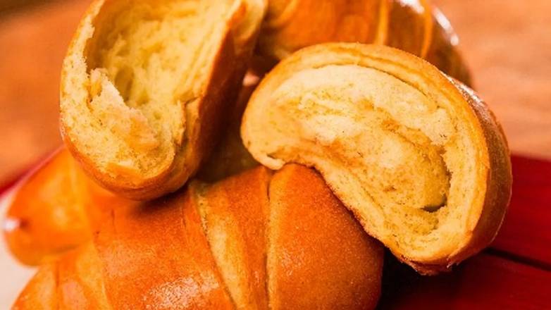 Pan  De Leche (milk bread)