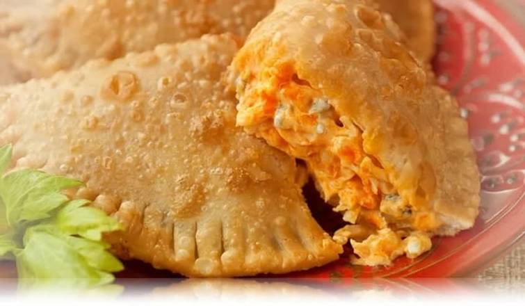 Empanada de Pollo | Chicken Empanada