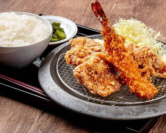 札幌ザンギ＆エビフライ弁当 Jumbo Soy Sauce Zangi Fried Chicken & Shrimp Tempura Bento Box