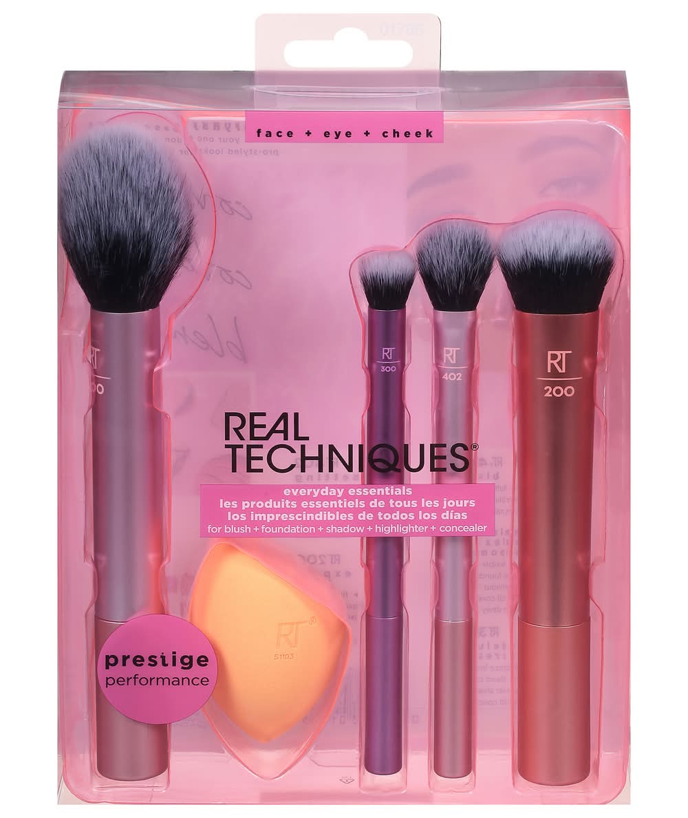 Real Techniques Everyday Essentials Makeup Brush Set (4 ct)