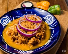 Cochinita Pibeel (Plaza el pueblito) (Privada Avena)