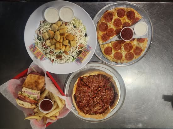 Gusano’s Chicago-Style Pizzeria (Rogers)