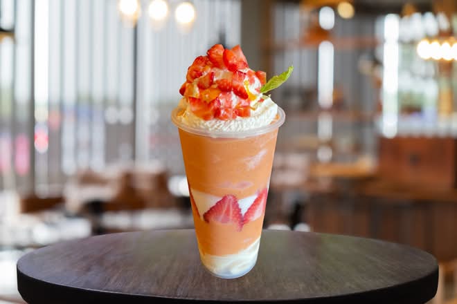 Strawberry Banana Yogurt Smoothie