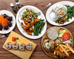 Amalfi Pizzeria & Restaurant (200 Route 32 N)