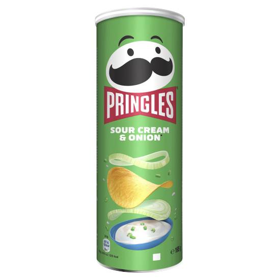 Pringles Sour Cream & Onion Sharing Crisps (165g)