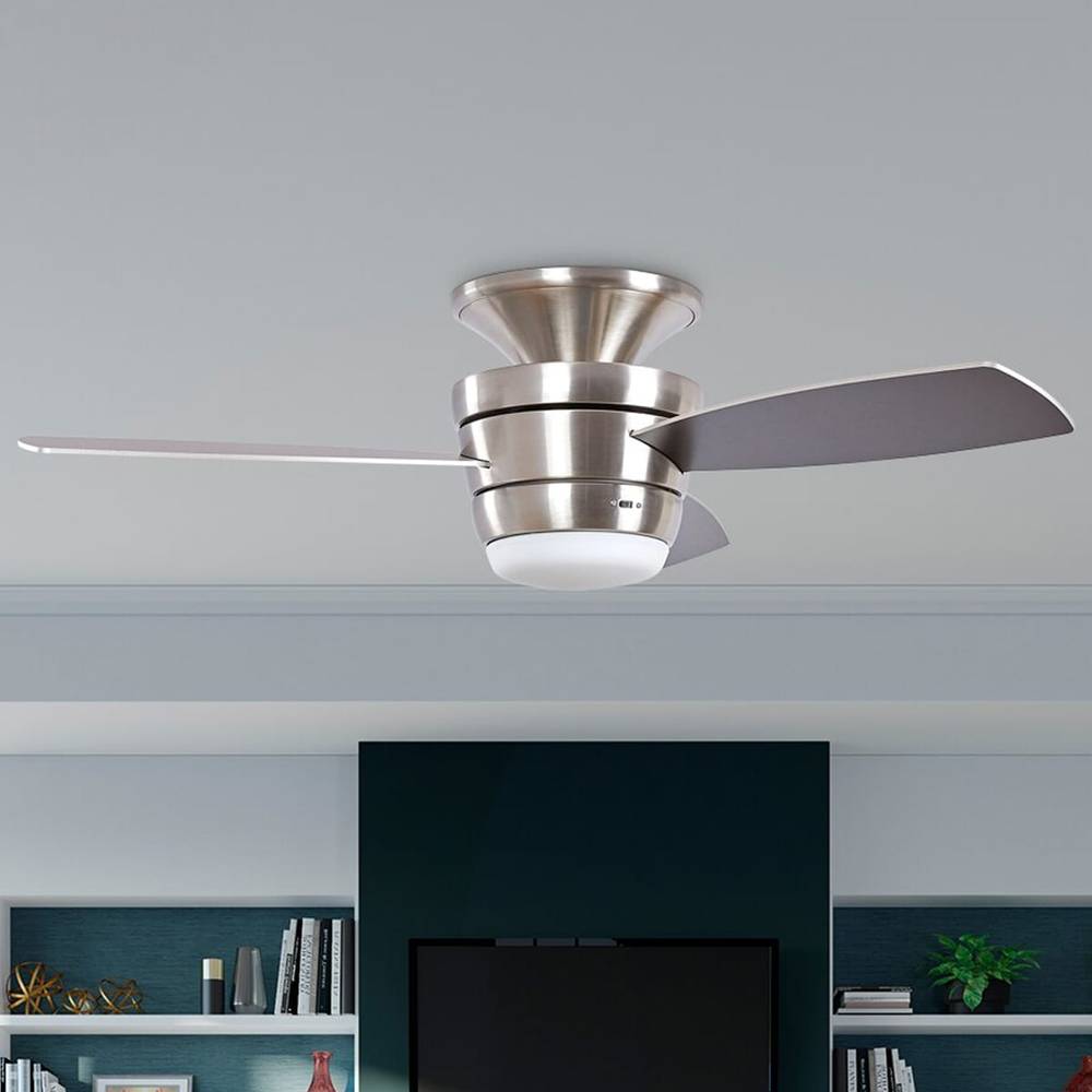 Harbor Breeze Mazon 44-in Brushed Nickel with Brushed Nickel/Black Blades Integrated LED Indoor Flush Mount Ceiling Fan with Light and Remote (3-Blade) | MZ44BNK3LR