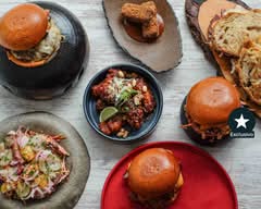 Smoking BBQ by SushiCafé