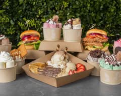 Retro Rolls Ice Creamery & Cafe (Cambridge Park)