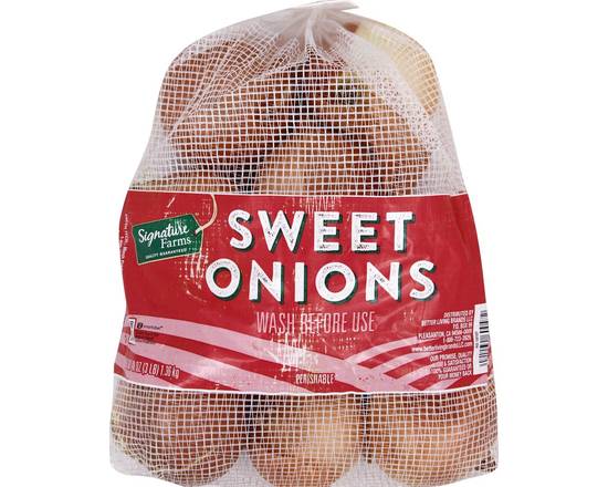 Order Signature Farms · Sweet Onions (48 oz) food online from Safeway store, Butte on bringmethat.com
