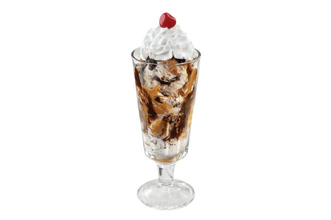 Hunka Chunka PB Fudge® Sundae