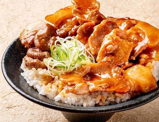ぶた肩ロース丼  Grilled Pork Rice Bowl (Shoulder Loin)