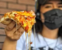 Pizza Calavera