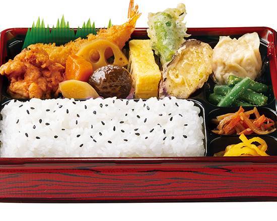 彩り幕の内弁当 Makunouchi lunch box