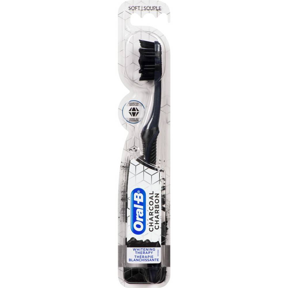 Oral-B 3D Whitening Manual Toothbrush With Pick, Charcoal (40 g)