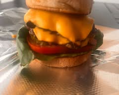 Als Burgers (4242 W Fullerton Ave)