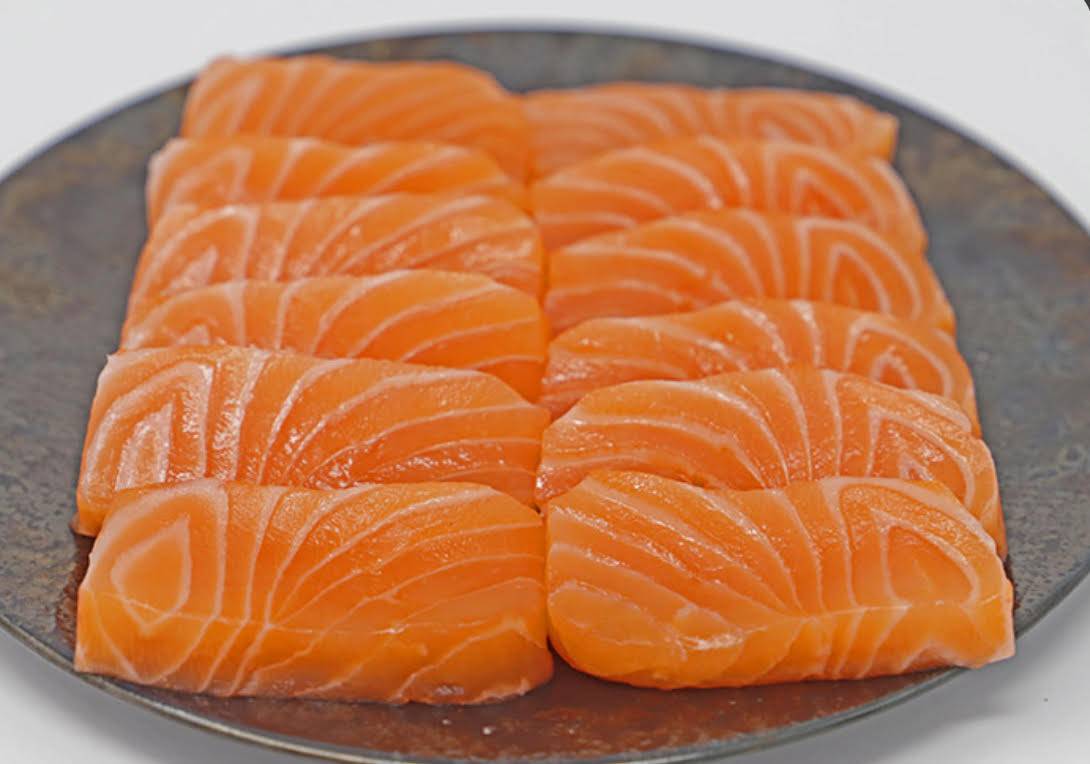 130- Sashimi saumon crus