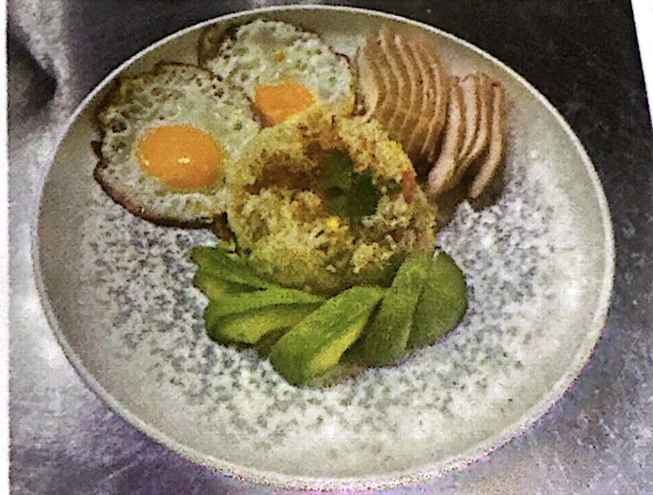 182- Riz poulet + 2 œuf + Avocat