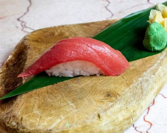 Nigiri de atún