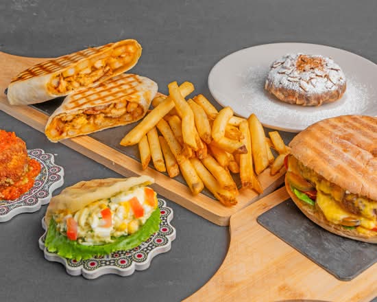 Golden Bites Food Truck (Edmonton)