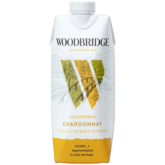 Woodbridge Chardonnay White Wine (500 ml)