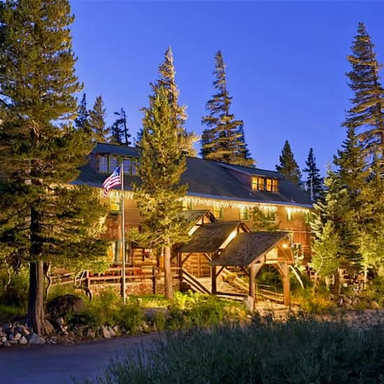Lakefront Restaurant