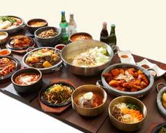 韓国料理専門店　IAMSEOUL神楽坂