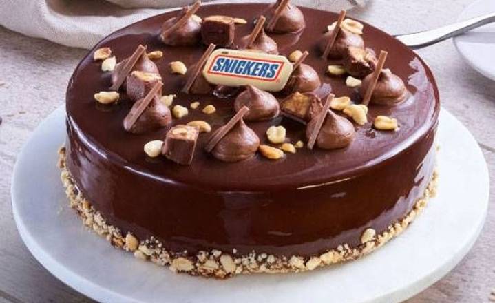 Pastel con Snickers