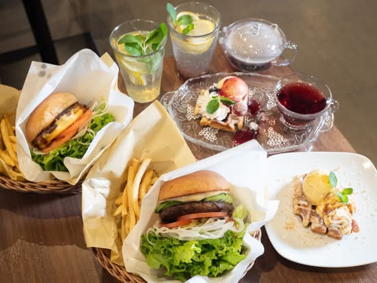 【国産新鮮野菜使用のハンバーガー】ヤシロバーガー YASHIRO BURGER