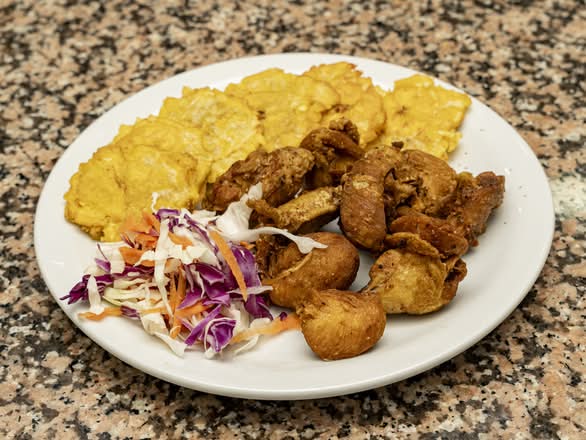 Chicharrones de Pollo Deshuesado, Boneless Chicken Rinds