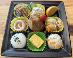おそうざい専門店YOSHI-YOSHI