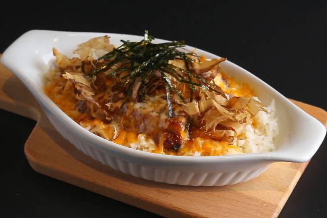 EN10 Cheesy Baked Teriyaki Eel on Rice 芝士焗鳗鱼饭