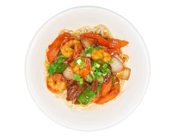Beef & Shrimp Loaded Noodles / 牛肉虾仁盖浇面