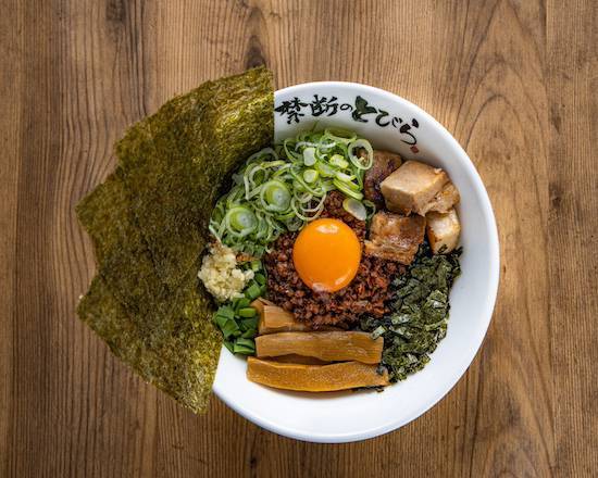 🍜（大盛り）圧巻の全部のせ台湾まぜそば🍜 (Large Portion) Taiwanese Mazesoba Noodles with All Toppings