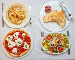 Bella Napoli Italian Bistro (18 E State St,)